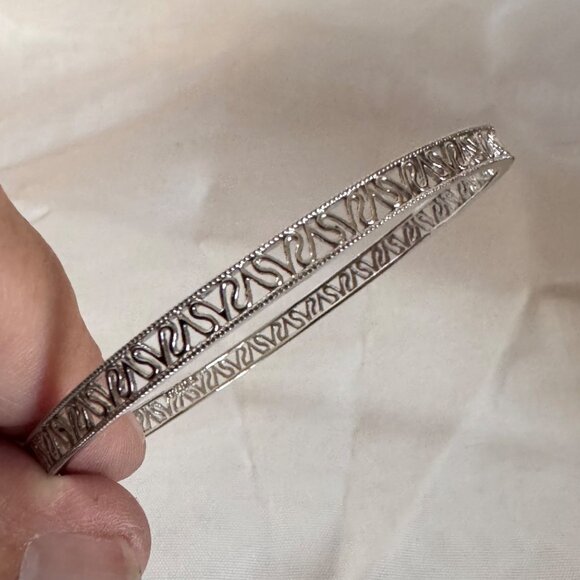 VTG Sterling Silver 925 Textured Scroll Design Bangle Bracelet 2.5'' Diameter - Picture 5 of 7